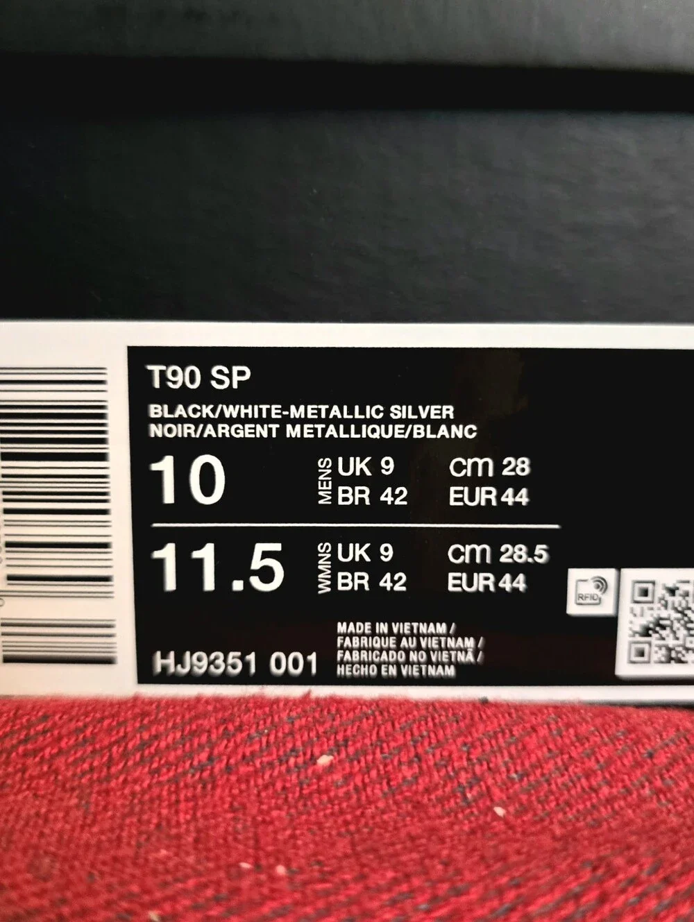 Nike Total 90 3 SP Black/White-Metallic Silver  SKU HJ9351-001